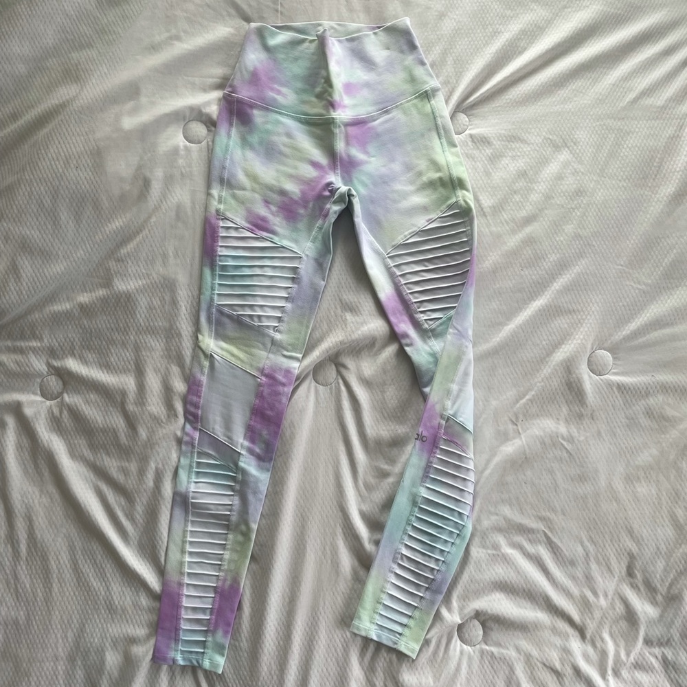 Alo Yoga High-Waisted Leggings